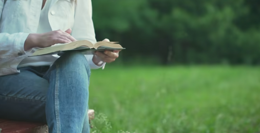 How to Build a Daily Bible Reading Habit in 5 Simple Steps